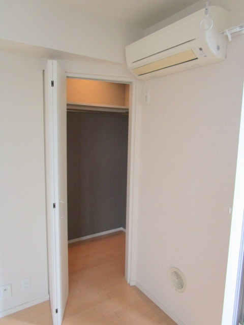 アトリエ　スズキの収納|★ウォークインクローゼット／別号室写真★