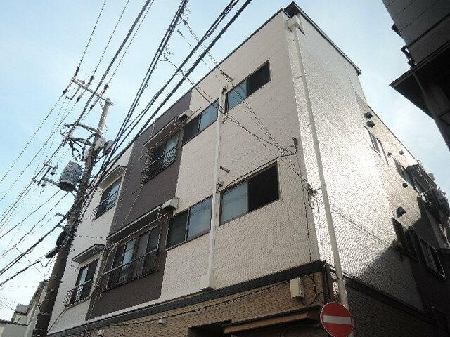 山一東尾久ビルの外観