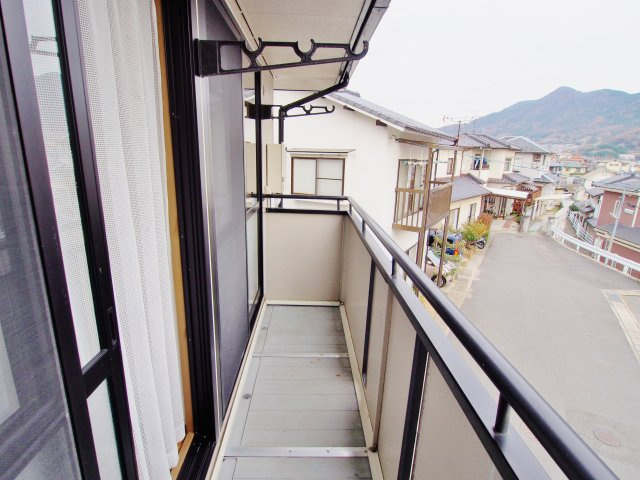 ハイカムール西本のバルコニー