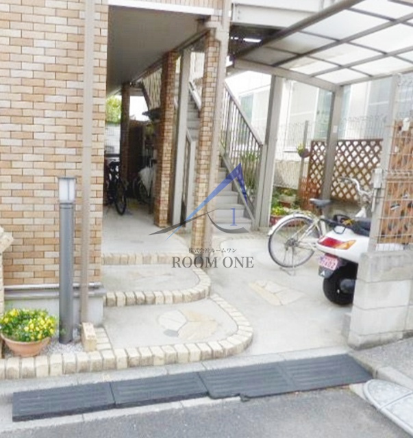 ラ・フィーユ六町のエントランス|エントランスです。