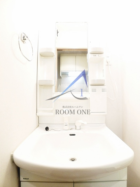 ラ・フィーユ六町の洗面所|洗面台です。