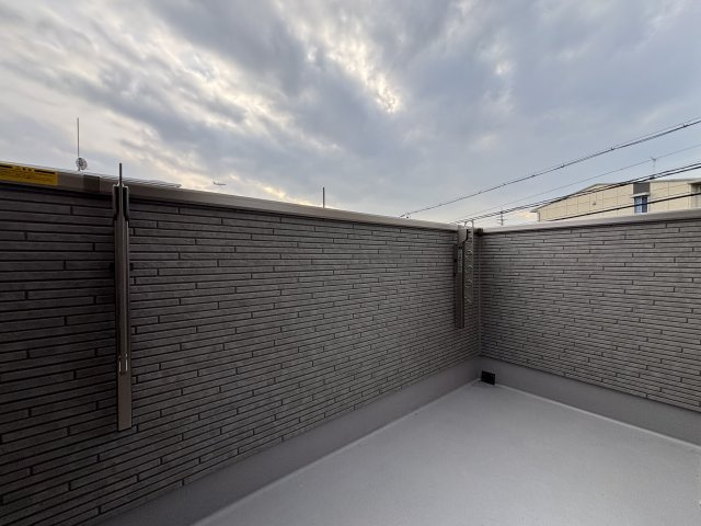 守山区川村町｜名古屋市の戸建ならホームアップのバルコニー