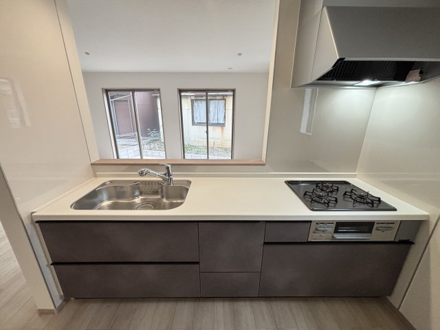 守山区川村町｜名古屋市の戸建ならホームアップのキッチン|【売主施工例】お子様を見守りながらお料理ができるオープン対面キッチン