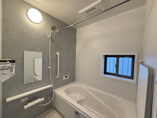 守山区川村町｜名古屋市の戸建ならホームアップの浴室|【売主施工例】浴室乾燥機付きで雨の日のお洗濯もラクラク♪