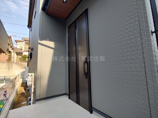【構造・工法・仕様】 | 富士見市渡戸1丁目　全14棟　12号棟 | 落ち着いた玄関です