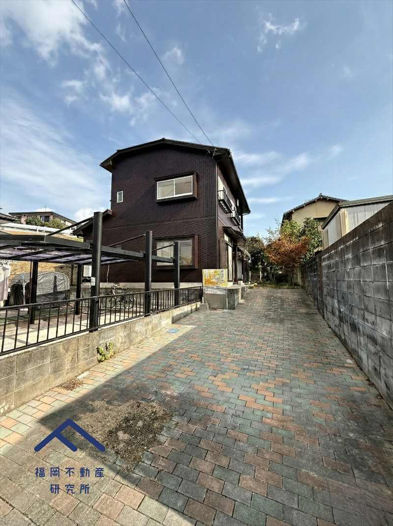 糟屋郡須惠町大字須惠　戸建ての前面道路含む現地写真