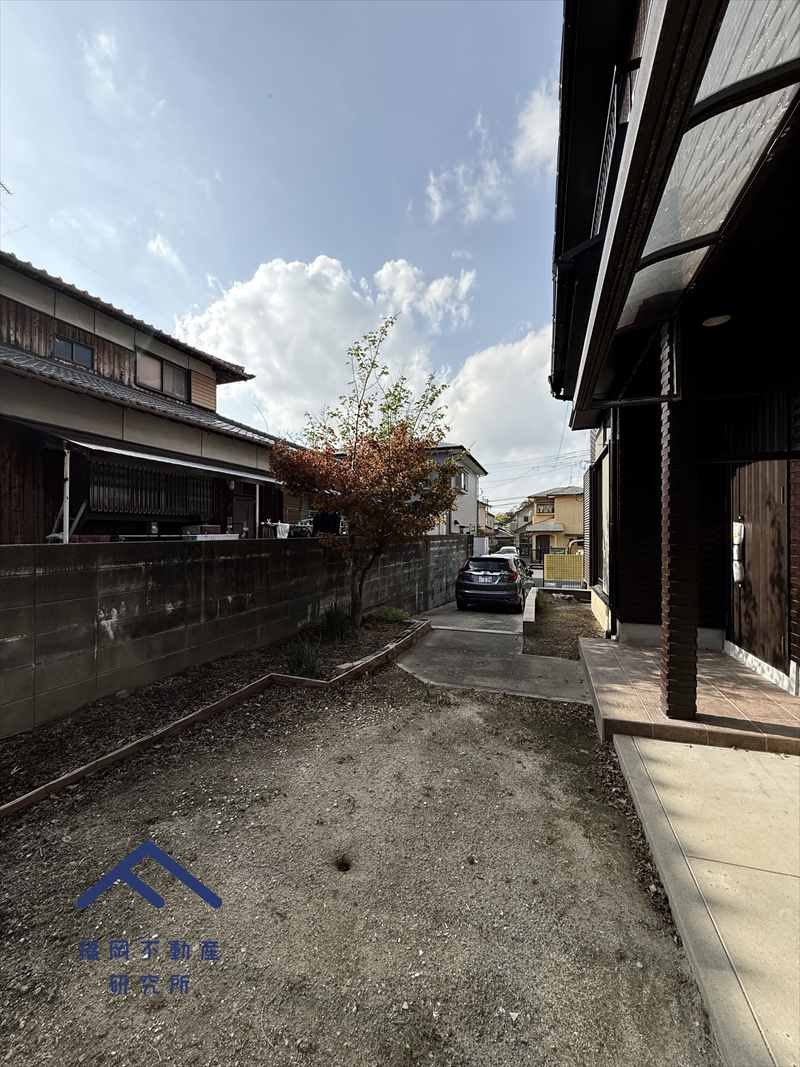 糟屋郡須惠町大字須惠　戸建ての駐車場