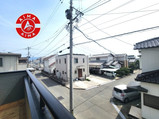 古賀市天神7丁目第5-2棟（2号棟）の展望|窓から緑が見える物件も魅力的です。