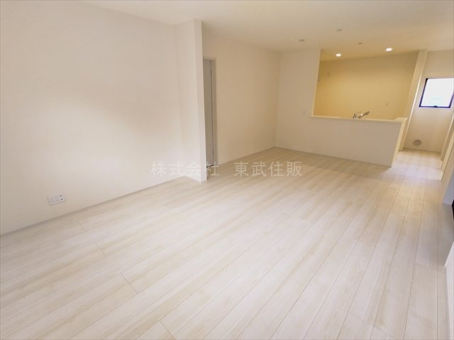 【居間・リビング】の画像