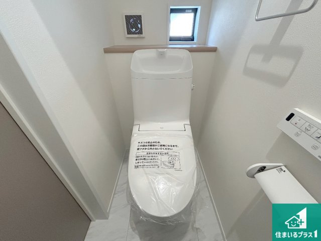 堺市南区茶山台　新築一戸建ての外観|周辺は落ち着いた街並みの住宅地！子育てがしやすい住環境です！まだ未完成ですが、現地でしかわからない事もございます。是非一度ご覧ください。