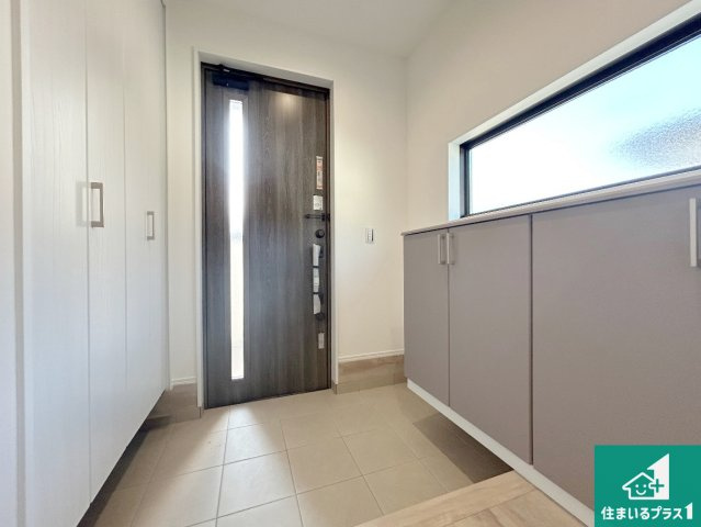 堺市南区茶山台　新築一戸建ての外観|周辺は落ち着いた街並みの住宅地！子育てがしやすい住環境です！まだ未完成ですが、現地でしかわからない事もございます。是非一度ご覧ください。