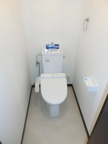 ヴィラ プレポールのトイレ|ウォシュレット付トイレ