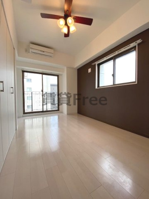 【居間・リビング】 | Luxe玉造Ⅲ　仲介手数料無料