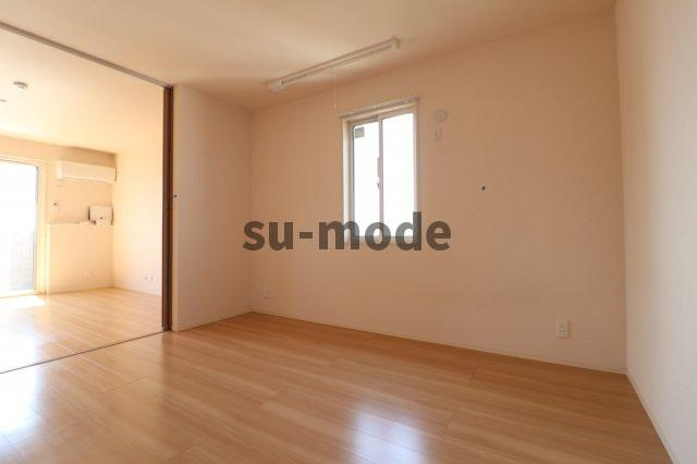 ソフィアコート鳥飼A棟の洋室