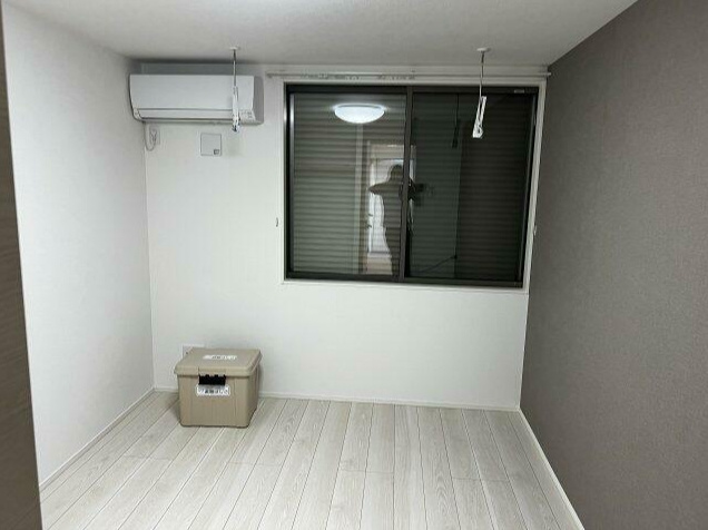 カインドネス西武柳沢2の居間・リビング