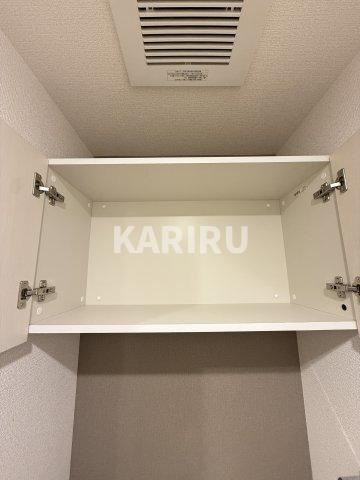 スペチアーレ巽中　B棟の玄関