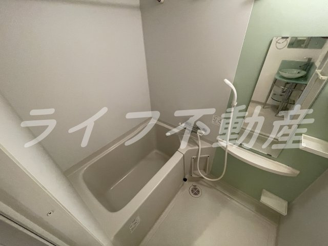 TLRレジデンス高井田の浴室|お風呂で日々の疲れを落としましょう