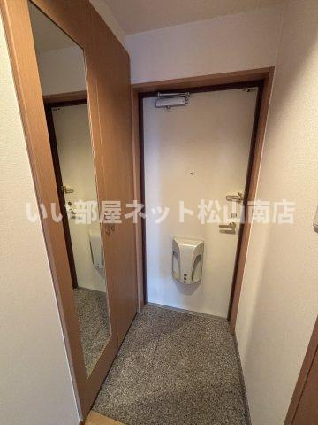 【玄関】 | ブライムボォウレジデンス　Ｃ棟