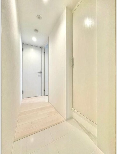 リーデンス名古屋駅西の玄関