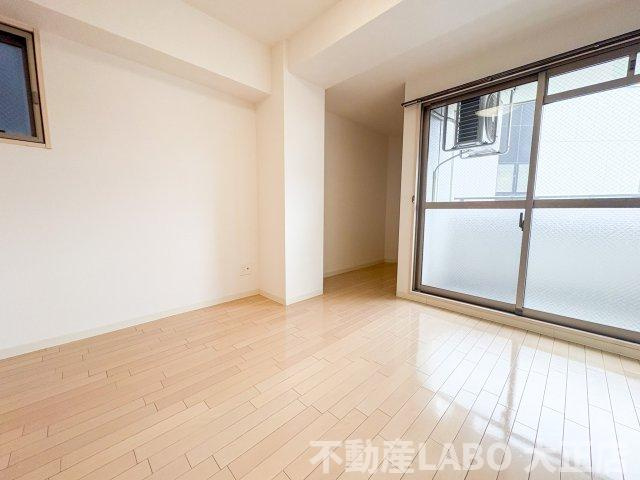 ラ・フォンテ阿波座の洋室