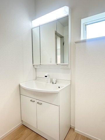【洗面所】 | 新築一戸建て「南足柄市中沼第12」 | 【同仕様施工例】