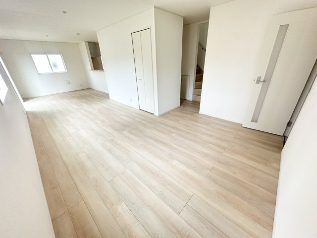 【居間・リビング】 | 新築一戸建て「南足柄市中沼第12」 | 【同仕様施工例】