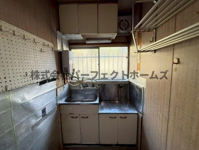 津田元町2丁目テラスハウス　賃貸のキッチン|お料理しやすいキッチンです