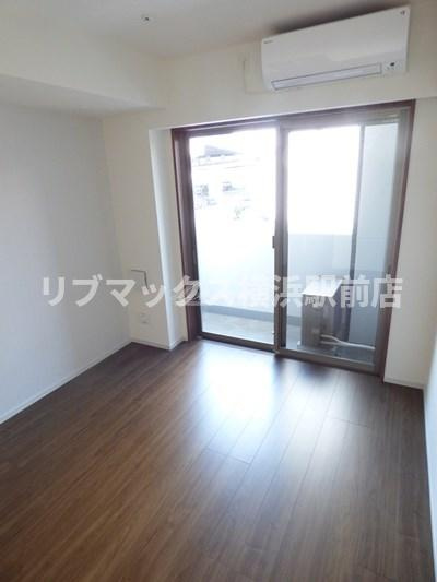 【居間・リビング】ラクラス横浜 