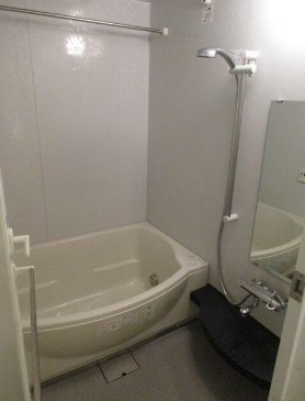 【浴室】 | エーデル練馬 | 追い焚き機能、浴室乾燥機付きバス。