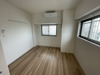 【洋室】 | ミッドヴィレッジ曽根