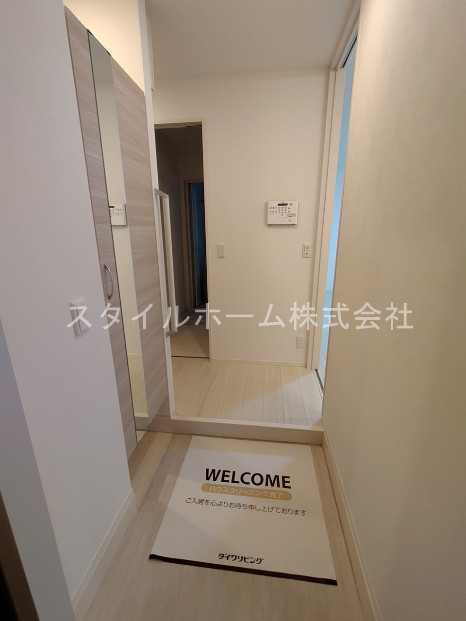 ファミール駅西の玄関|イメージ写真です。