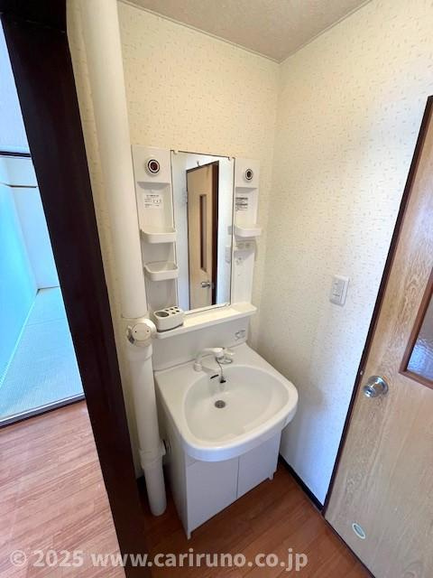 ＪＵＮ上福岡の洗面所|コンパクトで使いやすい洗面所