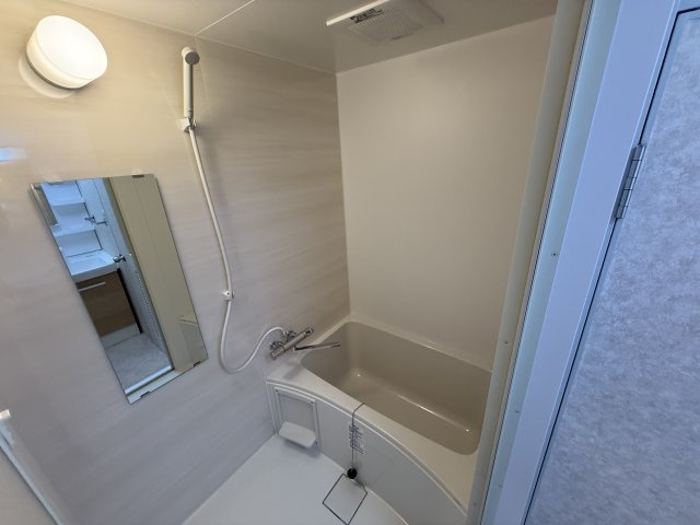 エミネント豊中の浴室