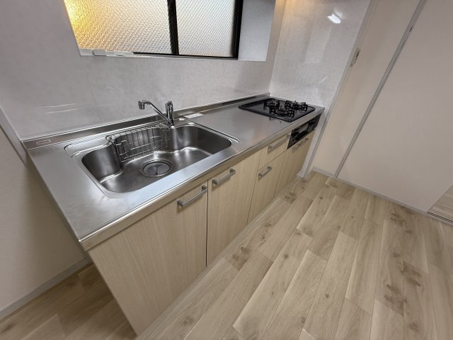 エミネント豊中のキッチン