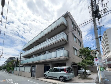 【外観】 | セレノ荻窪 | 鉄筋コンクリート造のがっちりとした建物。