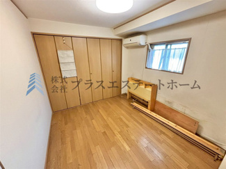 【洋室】 | シャトー・ド須磨離宮 | 壁一面のCL♪各居室にCLあります♪