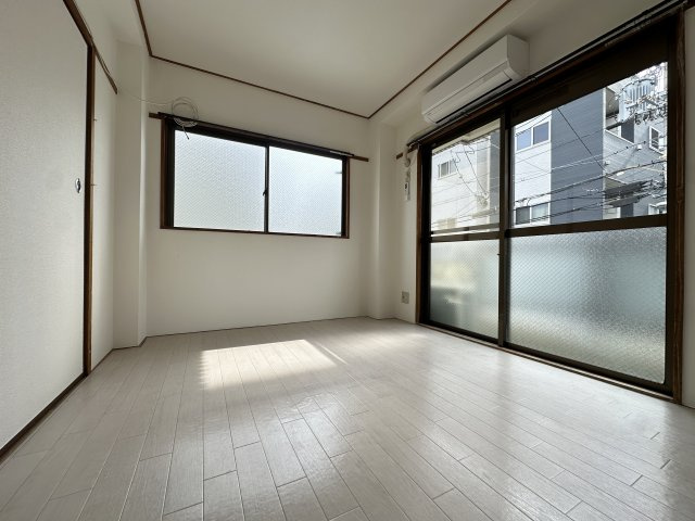 ニコーホワイトハウスの洋室