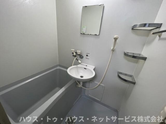 プリマベーラ松戸の浴室