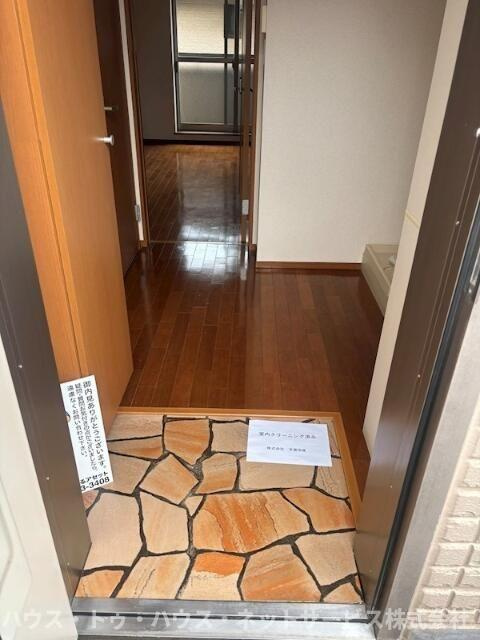 プリマベーラ松戸の玄関