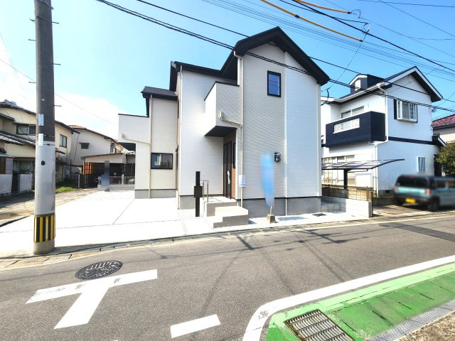 福岡市早良区賀茂2丁目第4-1棟（1号棟）　の外観|デザイン性のある外観です。