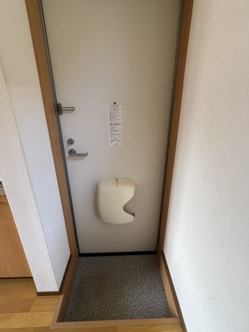 コーポラス手形の玄関