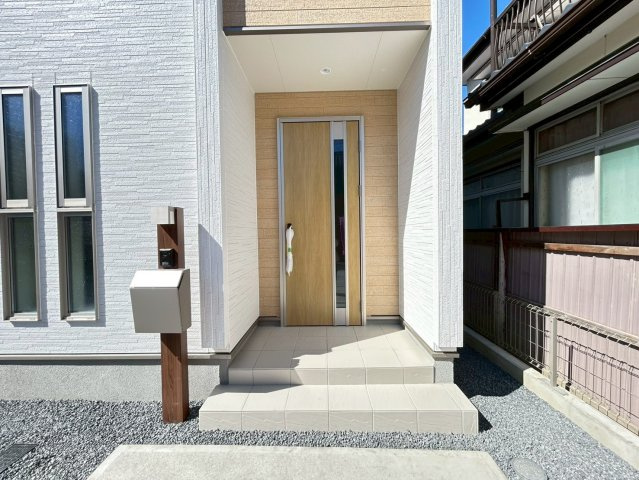 リーブルガーデン　一宮市大毛向野　全1区画分譲の和室|一室あると便利な和室は、ご来客時はもちろん、お子様のお昼寝や遊び場、寝室としてもご利用いただけます。
日本の伝統を引き継ぐ、畳のお部屋は癒しの空間となっています。