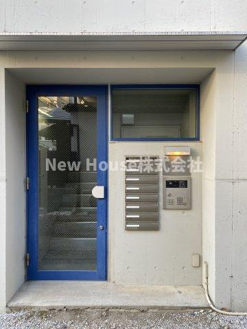 フレイス要町のエントランス