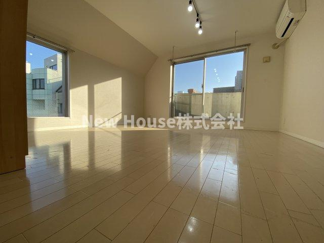 フレイス要町の洋室