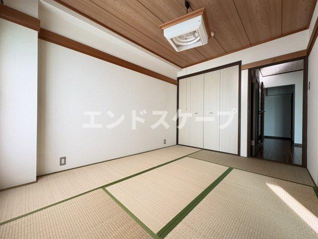 サンハピネスビルの和室|高崎、前橋エリアのお部屋探しはエンドスケープまで！お客様の理想お聞かせ下さい♪