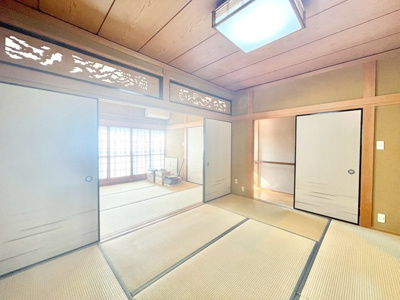 【和室】 | 吹田市岸部北４丁目中古戸建 | サイトに掲載されていない箇所の写真、撮影してお届けさせて頂きます！気になる物件で、見たい部分の画像が無い場合は、弊社スタッフまでご連絡下さいませ。お客様の気になる箇所を、カメラにて撮影して参ります！