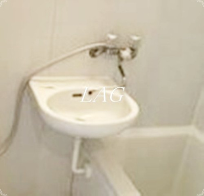 【洗面所】 | アイビーハイツ | 洗面台です。