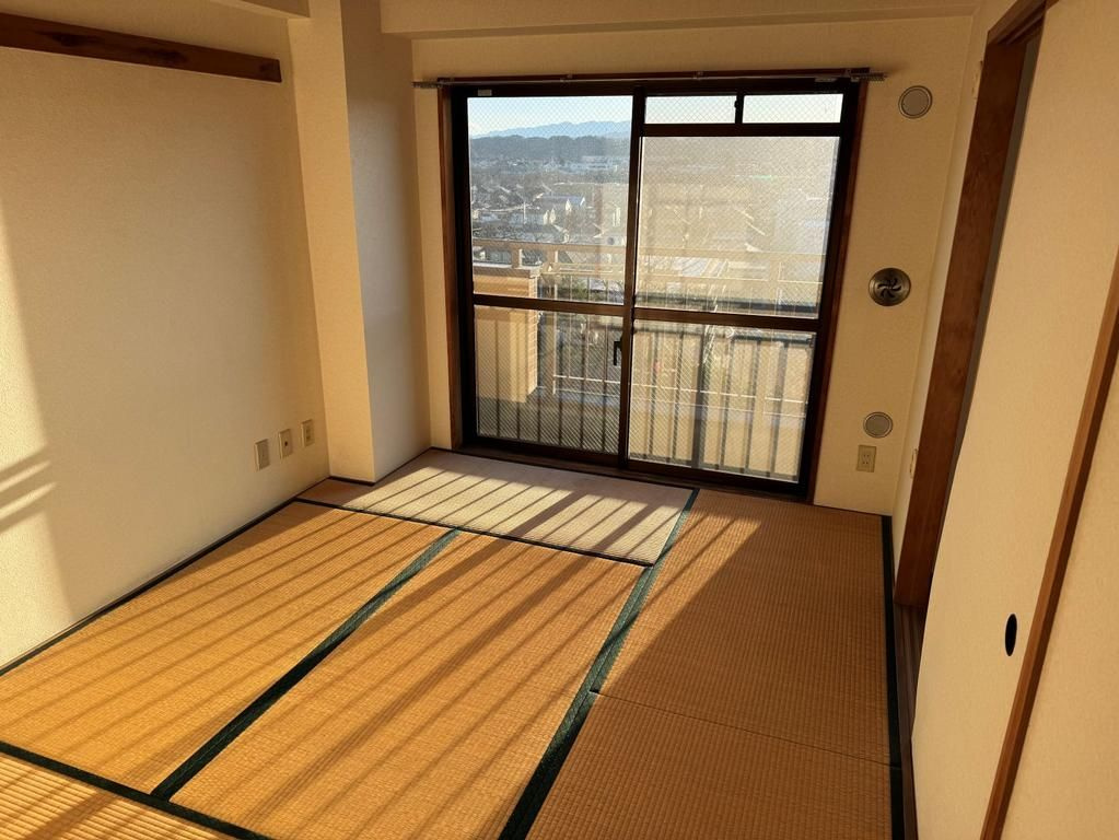 福生市牛浜の中古マンションの和室
