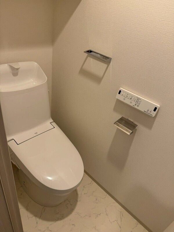 エストゥルース亀戸のトイレ