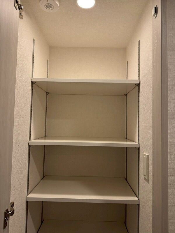 エストゥルース亀戸の収納